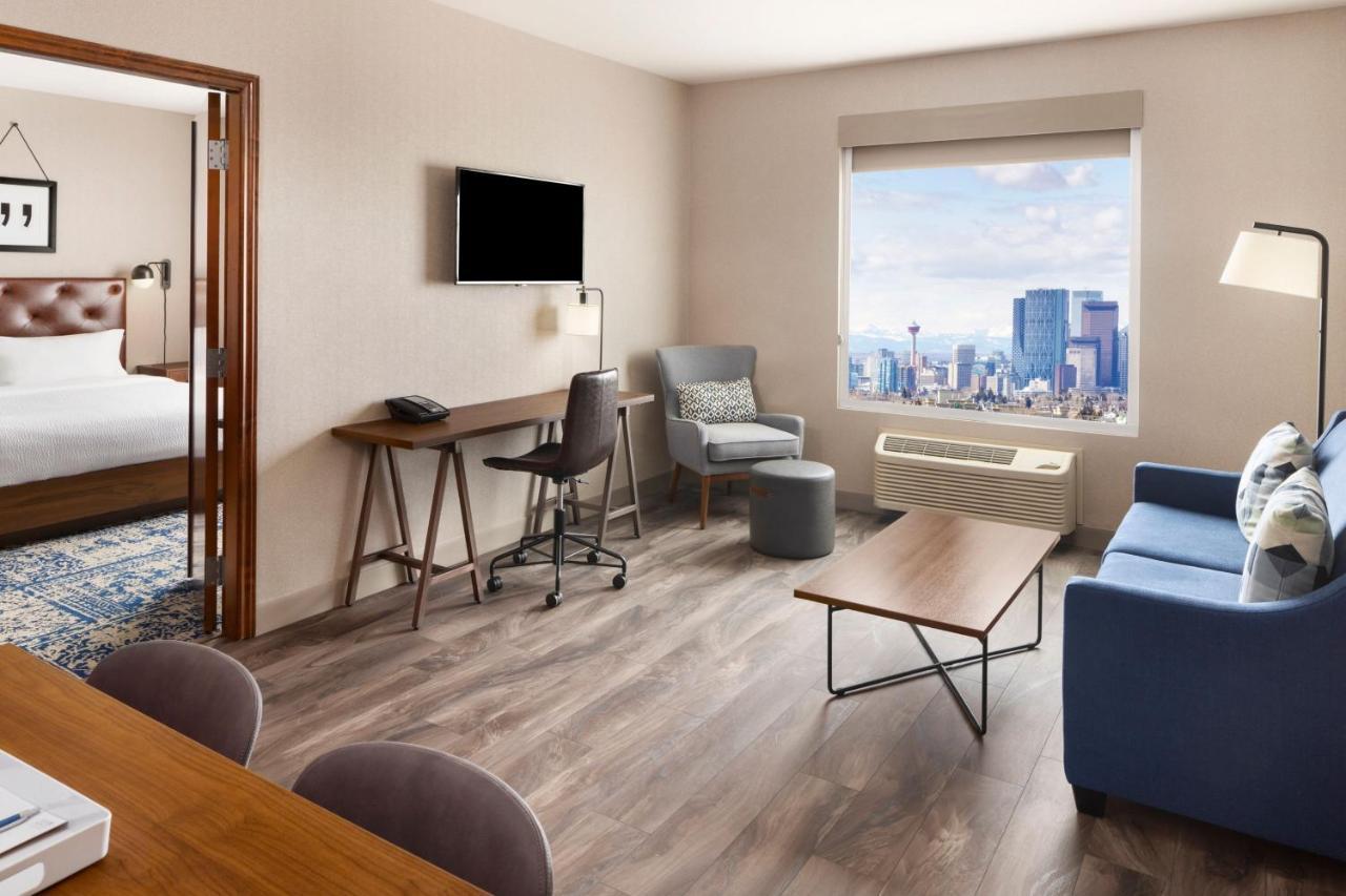 Four Points By Sheraton Calgary Airport Exterior foto